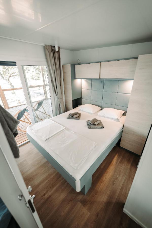 Sea House Pool & Jacuzzi - Privilege Point Camping & Villas Selce Bagian luar foto